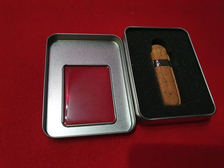 Pen drive 4GB nova442753429947043841