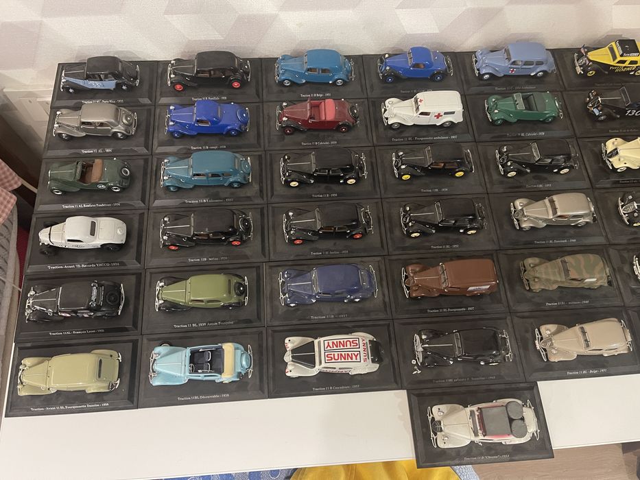 1:43 Citroen  Traction. Editions Atlas. La Saga des Traction Collection.
