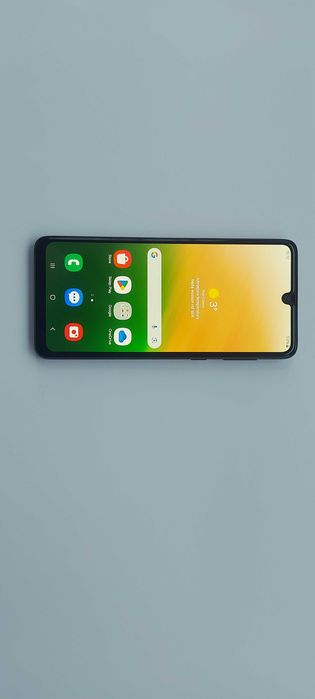 Samsung A33 5g 6/128GB black restartuje się