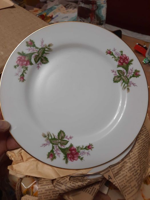 Тарелки Япония. 60-70 годы.Новые.Фарфор.6+6 шт