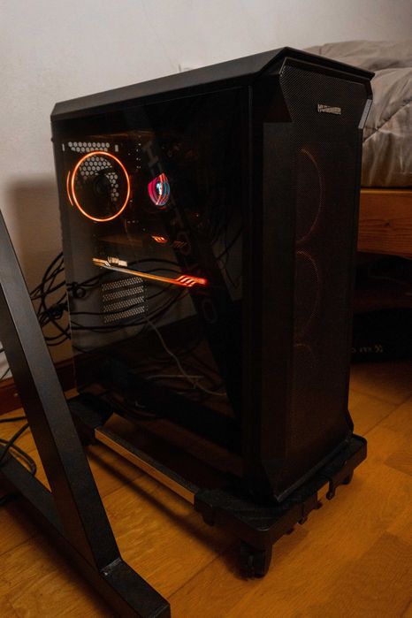 PC Gaming - 3080 + 5600x + 32GB Ram + 2x500GB SSD