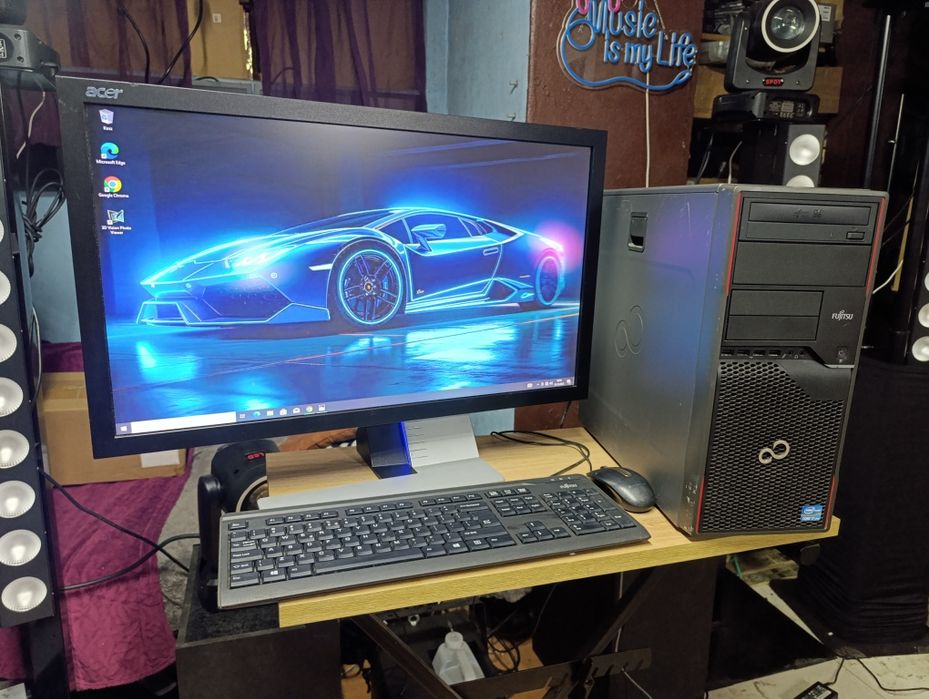 Super Komputer Intel i7 8x3.4ghz RAM 32 GB, SSD, ogromny Monitor 27 c