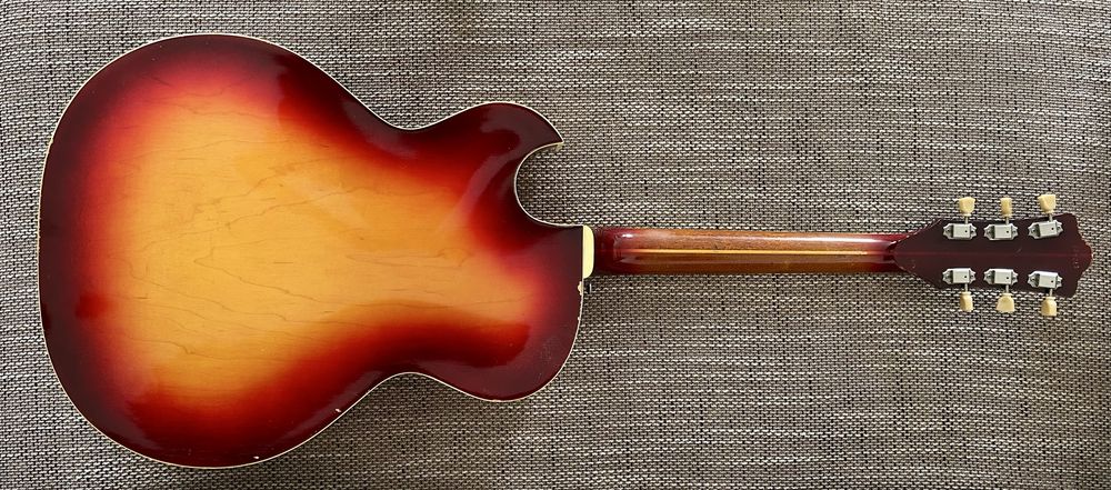 1966 Guild Capri - Gibson ES-175 killer :)