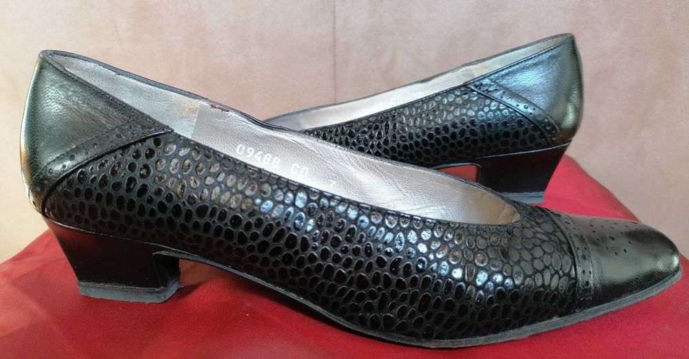 Sapatos em pele de senhora