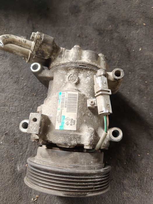 Sprężarka klimatyzacji kompresor renault Clio 3 1,4 benzyna laguna