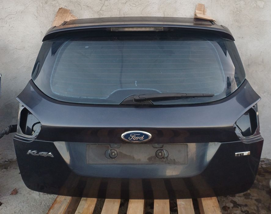 Klapa bagażnika Ford Kuga Mk 1 kolor H8