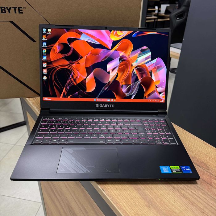 Ігровий GigaByte G5 MF - 144 Гц/i5 12500H 12 ядер/RTX 4050 6 GB/16 GB