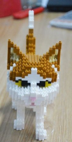 Kotek z mini klocków