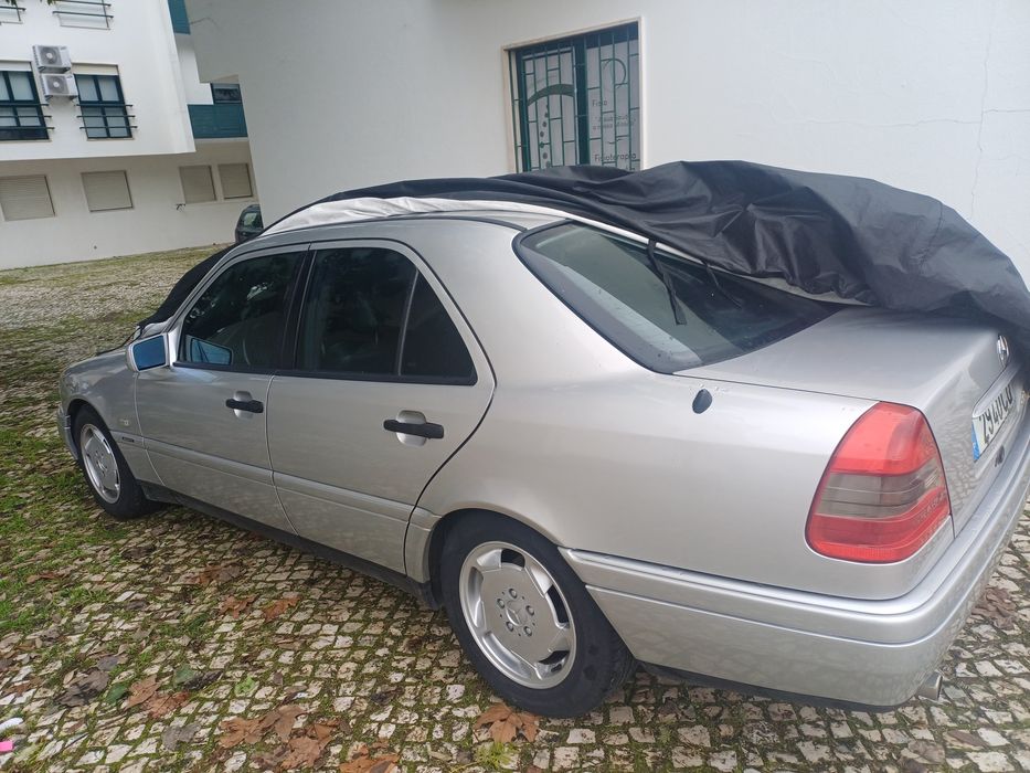 Vendo Mercedes C 180 SPORT