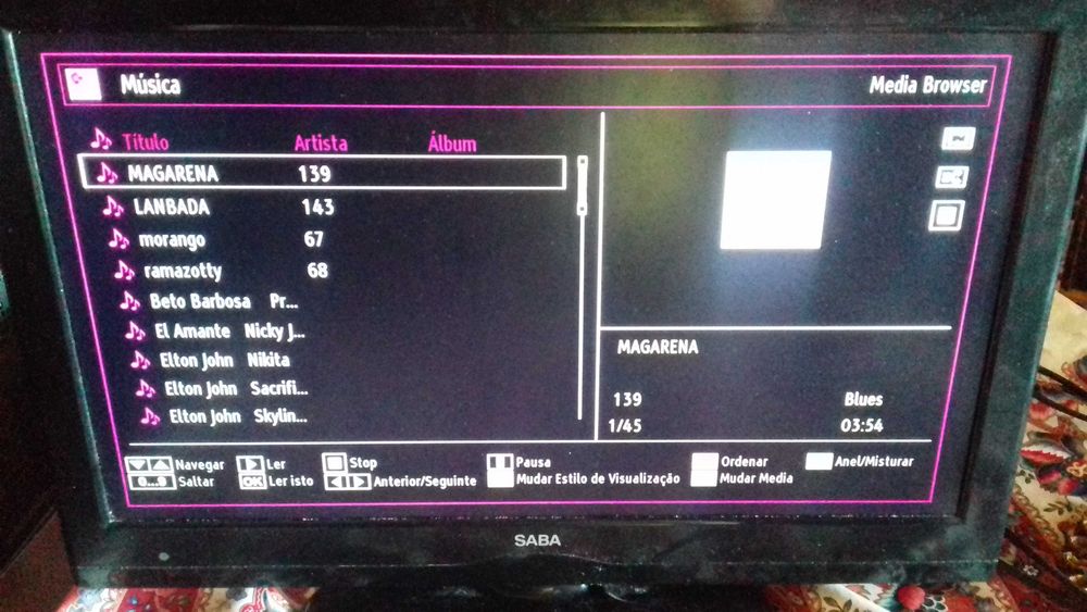 televisão marca saba 24 polegadas a trabalhar