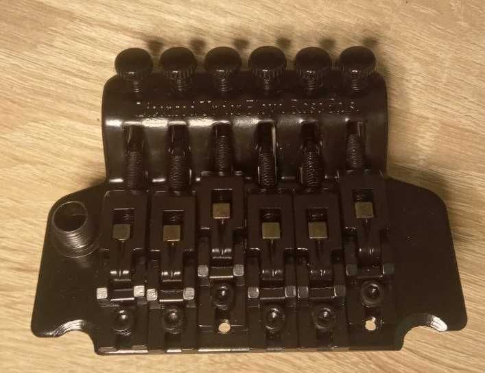 Вибрато (тремоло) для электрогитары типа флойд роуз.