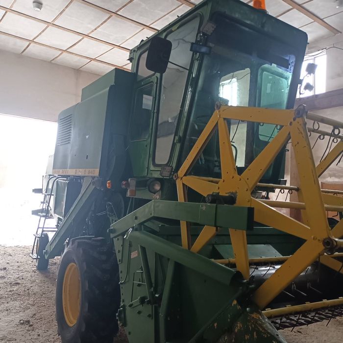 Комбайн John Deere 940