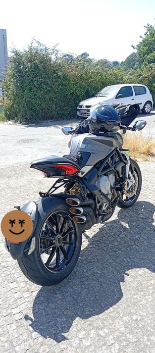 MV Agusta Dragster 800