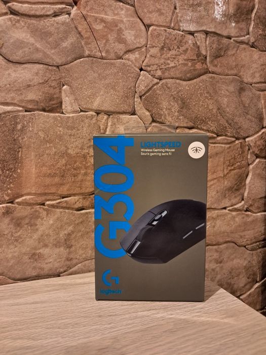 Rato Gaming Logitech G304 Lightspeed