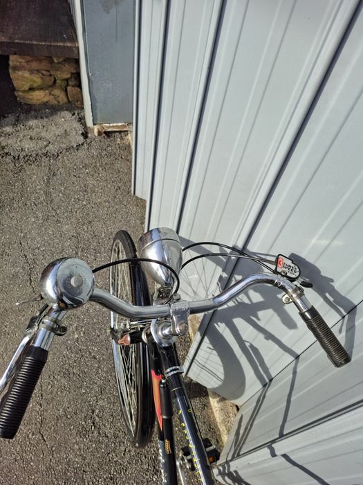 Bicicleta Vintage Clássica "Ye-Ye"