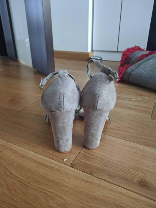 Sandałki sandały na słupku szare rozmiar 40