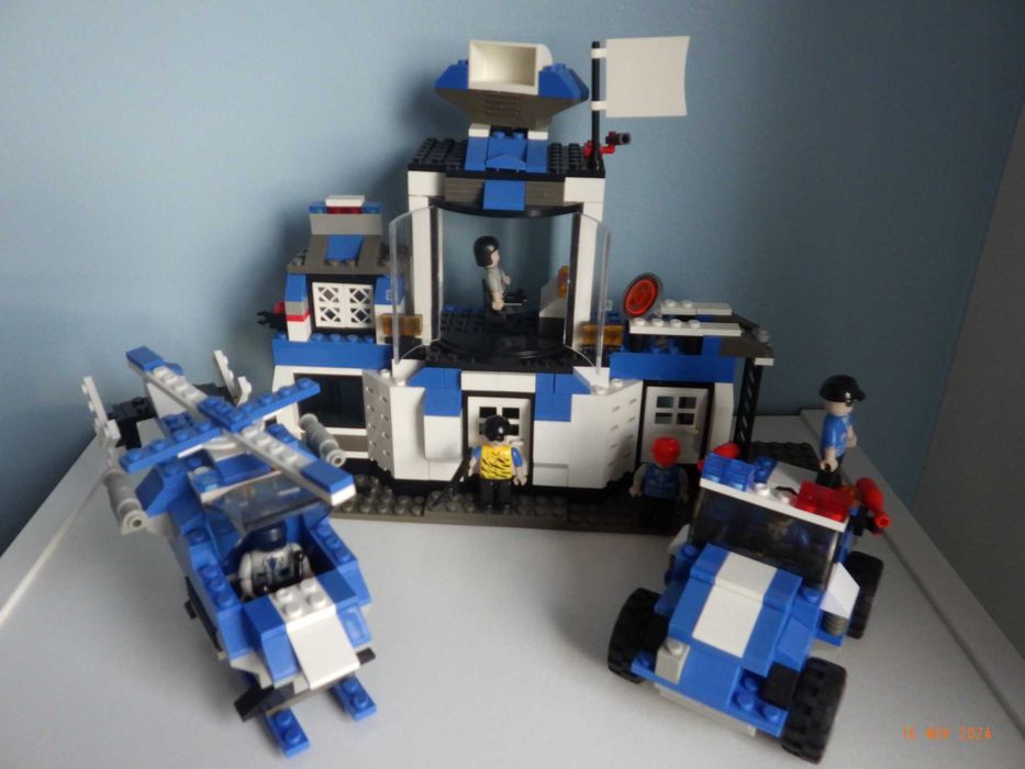 Lego – estação Polícia + obra + comboio