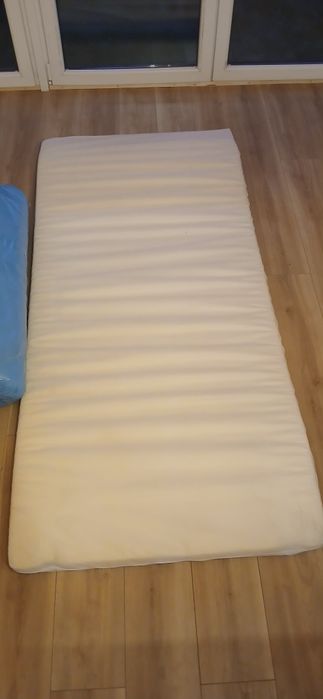 Nowe materace  90 x190x8
