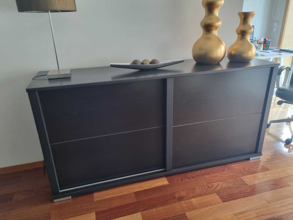 Grande conjunto de moveis e sofás para mobilar sala de visitas, sala de jantar, escritorio e cozinha