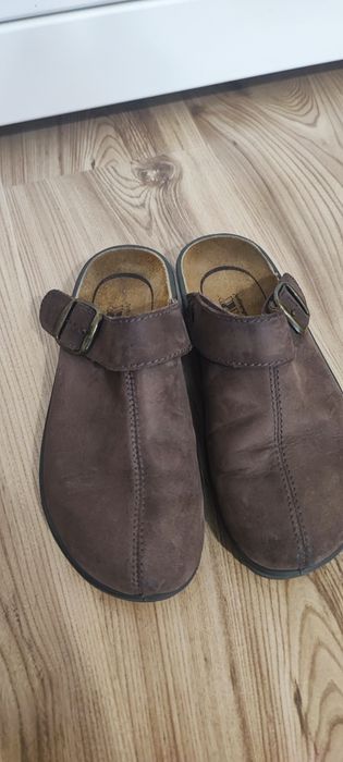 Klapki damskie skóra zamszowa