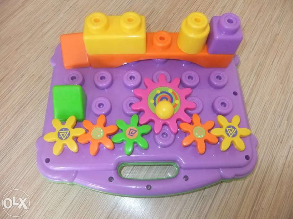 Brinquedo didatico+jogo de banho+toalheiro
