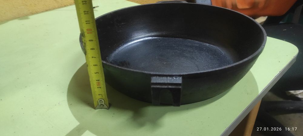 Сковорода чугунная  BIOL.