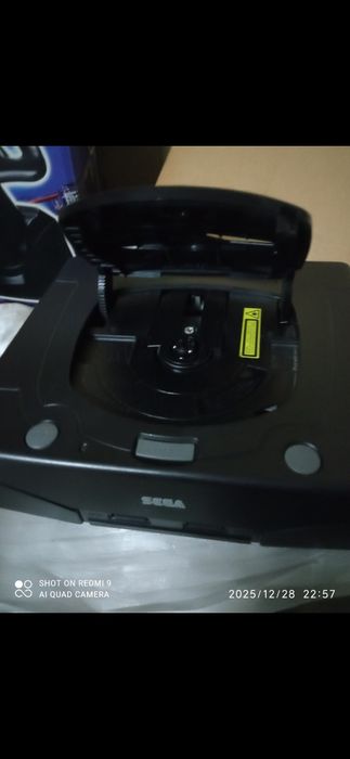 Consola sega saturn com comando e volante (ler anuncio)