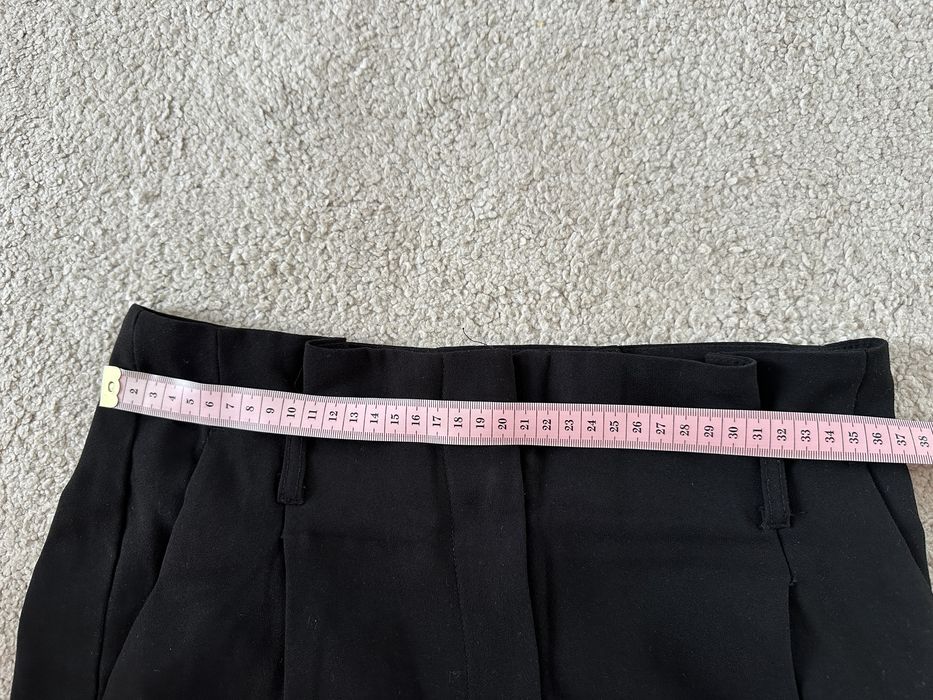 Czarne eleganckie spodnie