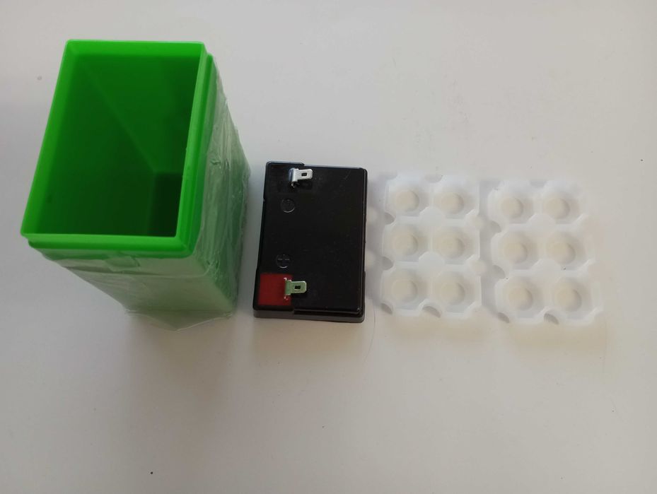 Корпус под 18650 на 6 батарей с холдерами в комплекте