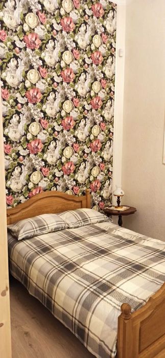 Частина вілли з окремим входом та вигодами