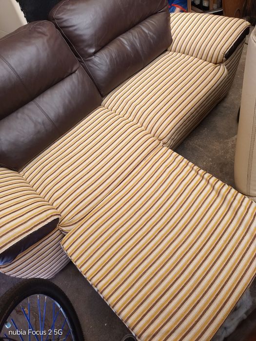 Sofá chaise longue reversível
