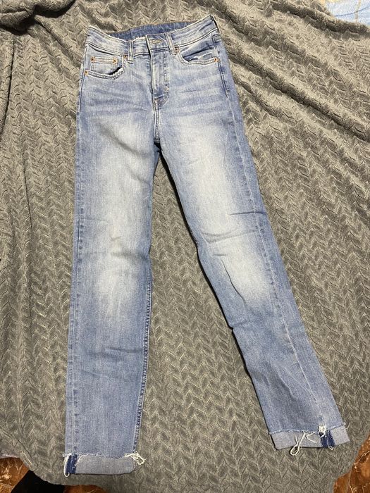 Продам джинсы