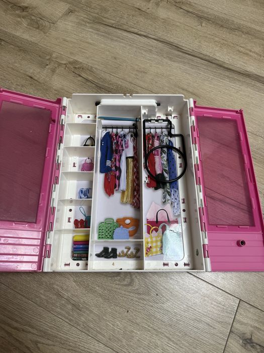 Шафа для барбі, оригінал