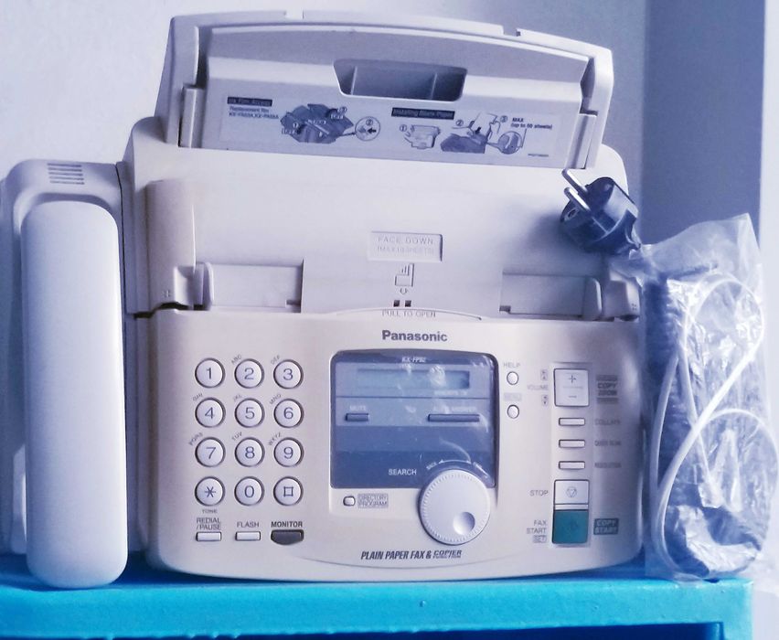 Факс-кнопочный телефон ,,Panasonic,,