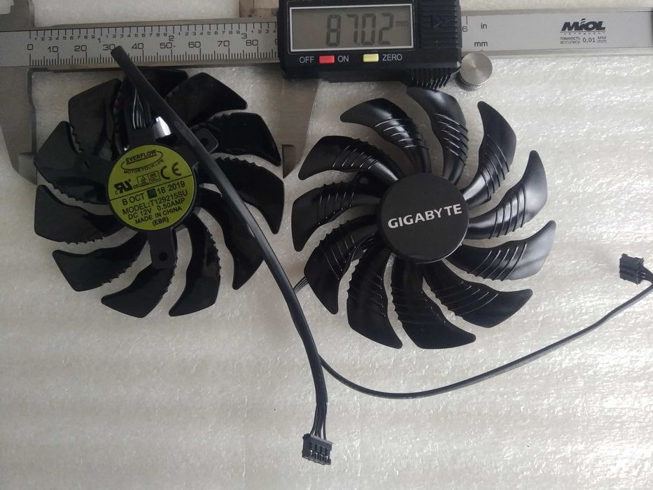 Вентилятор Gigabyte Everflow T129215SU/t129215bu 83 86 мм