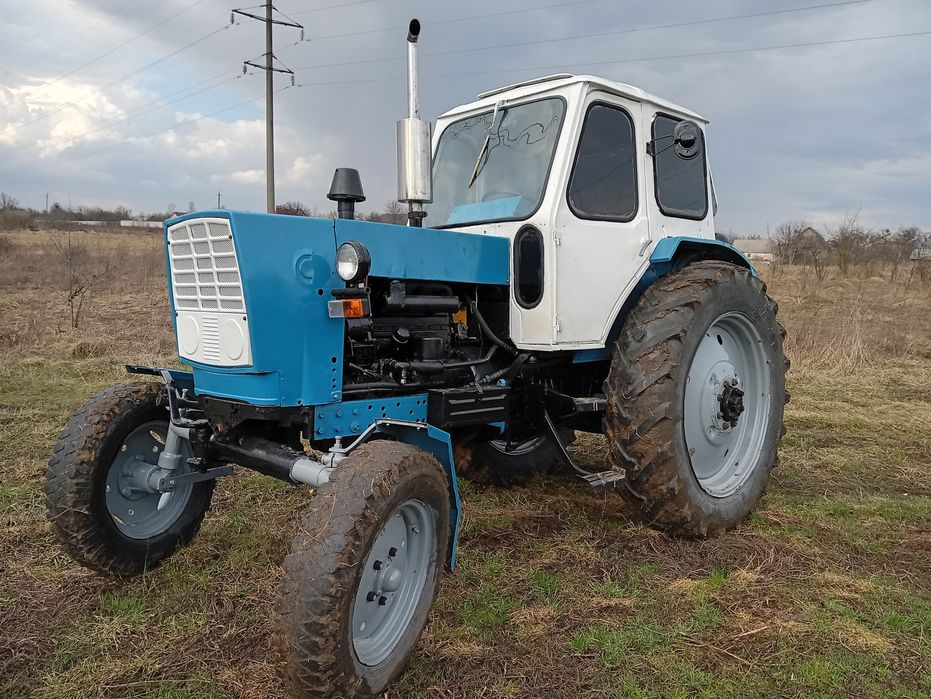 Продам  ЮМЗ 6 стартер