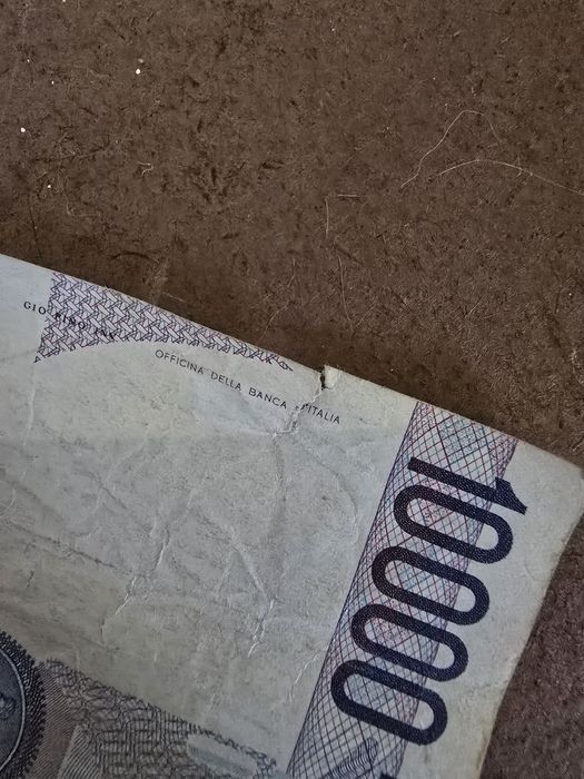 Nota de 10000 Liras429699842841006082