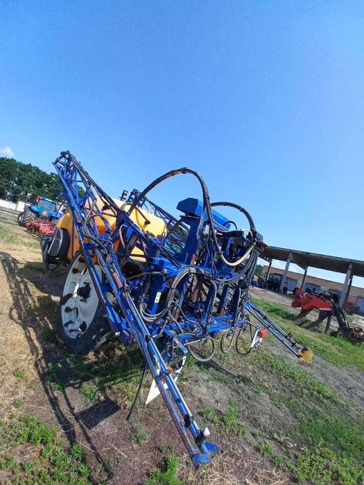 Продам польовий оприскувач.   Caruella OLYMPIA