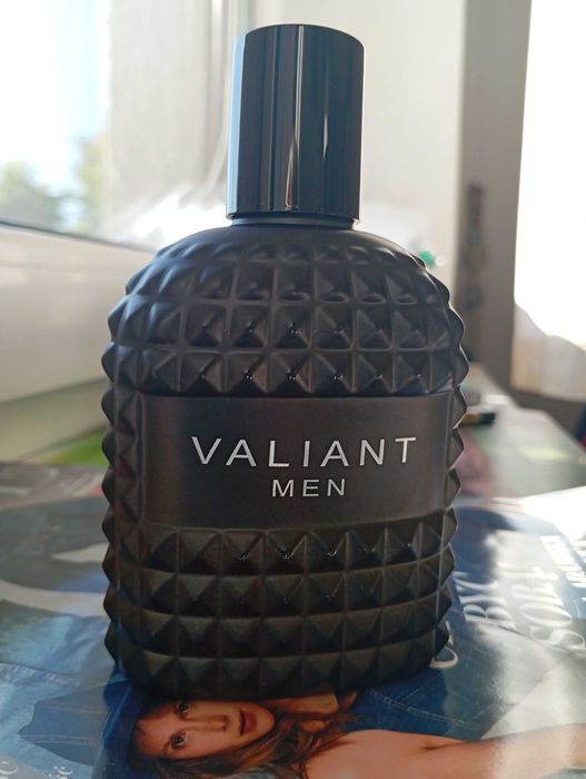 Perfumy męskie Valentino