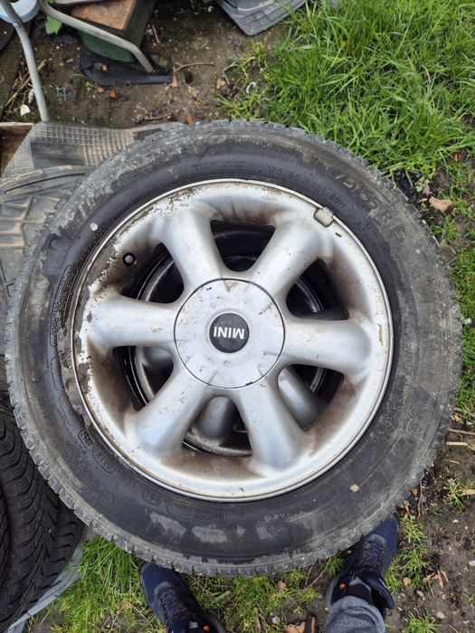 Oryginalne alufelgi Mini One, r56, 4x100, 175/65/15, opony letnie