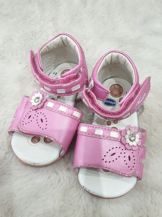 3 pares sapatinhos bebé