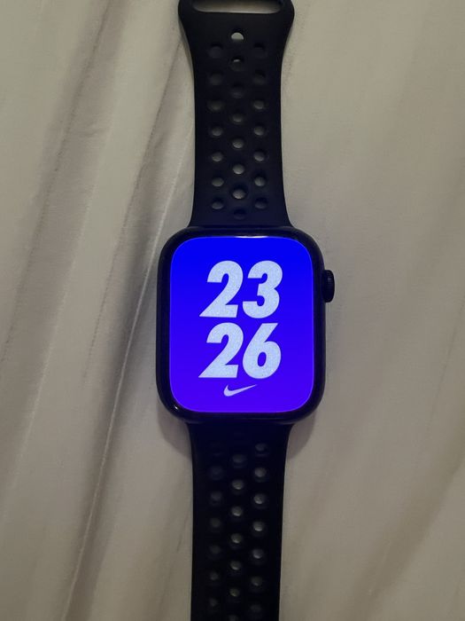 Apple Watch Series 7 45mm Nike Edition
