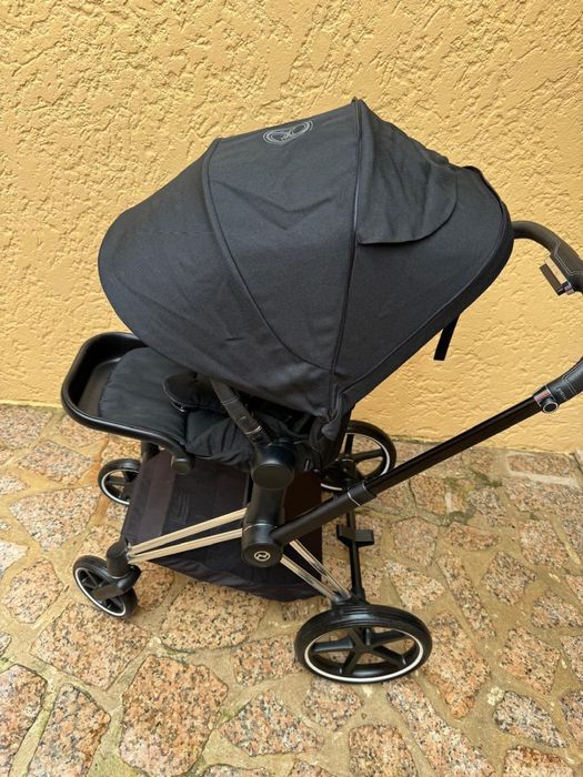 Carrinho cybex priam preto