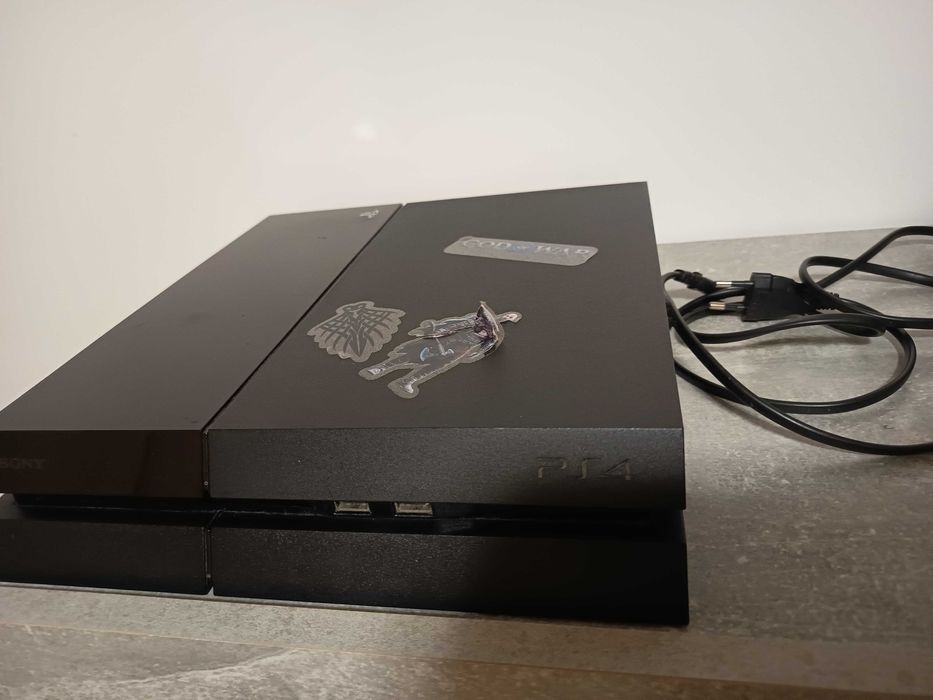 PS4 Padrão, Comando(Stickdrift), 3 jogos , cabo Pronto a JOGAR