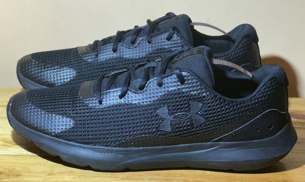 Оригінальні кросівки Under Armour. Розмір 46(30 см)
