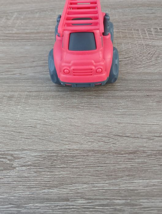 Нова пожежна машинка