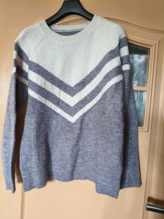 Sweter damski rozmiar 40/42