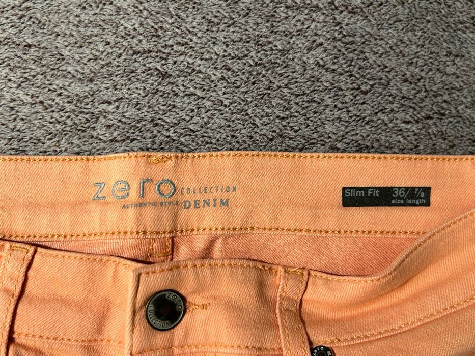 Koralowe jeansowe spodnie SLIM FIT 36