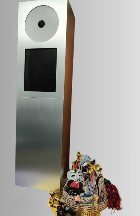 FOTOBUDKA wynajem na każdą okazję.