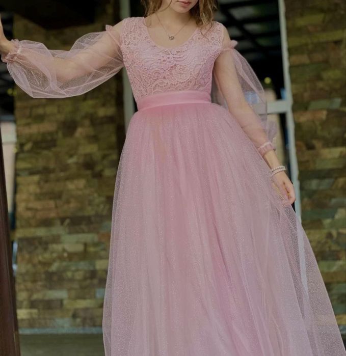 Випускна розкішна сукня